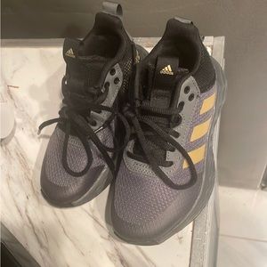 Kids adidas size 11